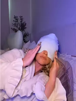 The weighted sleep mask of my dreams  #weightedsleepmask #sleepmask #mellowsleep #sleep #migraine 