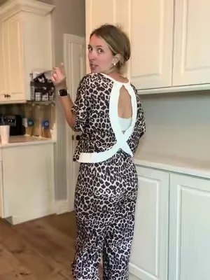 This one is perfection and so comfy! #comfy #womenset #womensoutfits #dealsforyoudays #leopard 