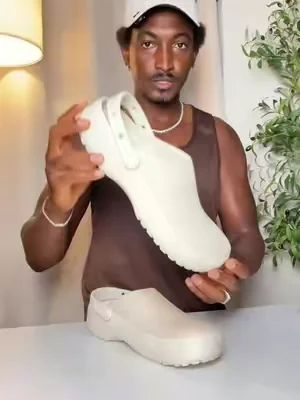 @Crocs 