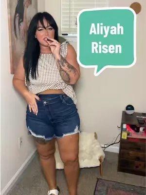 The denim shorts I’ll be living in all summer. 💙 They have the perfect dark wash, just the right amount of distressing, and a flattering fit that goes with literally everything. These are definitely staying in my weekly outfit rotation! @Wild Oak Boutique #DealsForYouDays #DenimShorts #SummerStyle #OOTD #DarkWashDenim          