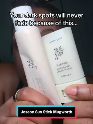 This sun stick is so convenient to take on the go and help me apply every 2-3 hours when ik out and about, plus no white cast 😍#beautyofJoseon #sunstick #darkspots #summeressentials #dealsforyoudays 