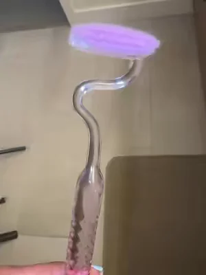 Angled  vertical toothbrush