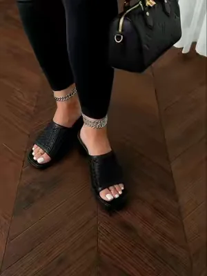 @QVC, Inc For being on my feet all day these Clark sandals sure are comfy ☁️🖤 #dealsforyoudays #clarkssandals 