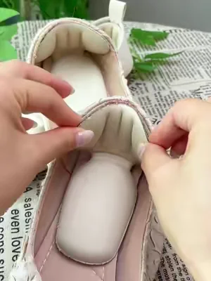 Thick soft foam! Cushion & protect your heels! #BlisterPrevention #HeelProtection #FootCare#tiktokshop #DealsForYouDays 