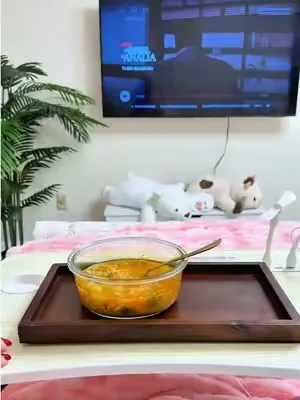 Mesa portable para laptop y para comer en la cama #summerwins #dealsforyoudays #mesa #bandeja 