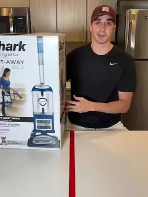 I think @SharkNinja messed up on a the pricing 😮‍💨😮‍💨😮‍💨 #shark #sharkliftaway #sharkvacuum #vacuum #vacuumcleaner 