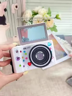 this retro-inspired digital camera with flip screen for selfie 🤳✨📷 perfect for capturing memories and recording vlog ❤️🫧🕊️ #DealsforYouDays#TikTokShopDealsforYouDays #ccd #takephoto #ins    