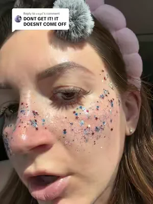 Replying to @𝔞𝔫𝔤𝔢𝔩 idk girl😭 but I linked the RIGHT 4th of july glitter stick #glitter #glitterstick #4thofjuly #dealsforyoudays #summerwins