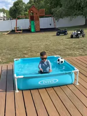 Sin esta piscina me volveria loca todo el verano #kidspool #toddlersoftiktok 