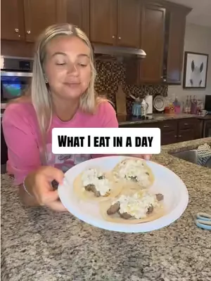 What I eat in a day 🫶🏼 #whatieatinaday #vitamins #gncvitapak #tiktokshop 
