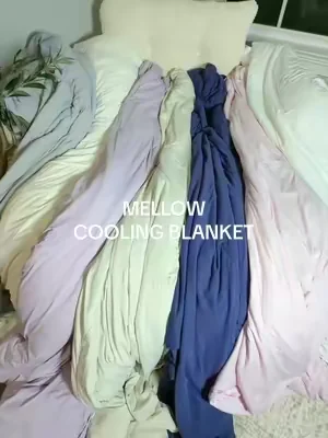 a hot sleeper’s dream 💭🧊  @Mellow Sleep  #mellowsleep #coolingblanket #viralhome #hotsleeper #dealsforyoudays