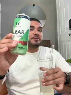 Bebida de agua proteica, Myprotein Clear Whey Isolate Protein Water Drink | 1 Case (12 Cans) | 20g Protein for 80 calories, 300mg electrolytes, Zero Sugar Supplement to Support Fitness and Health,summerwins #myprotein #waterdrink #dealsforyoudays 