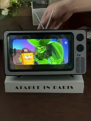 The lazy way to watch video #phonescreen #phonemagnifier #SummerWins #DealsForYouDays #forkids 