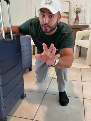 Viaja con mayor comodidad y organización con este set de maletas rígidas expandibles. Diseñadas con ruedas giratorias 360°, cerradura TSA y amplio espacio de almacenamiento, son ideales para viajes cortos, vacaciones familiares o escapadas de fin de semana. #TravelEssentials #LuggageSet #TravelMustHaves #dealsforyoudays #tiktokshopcreatorpicks 
