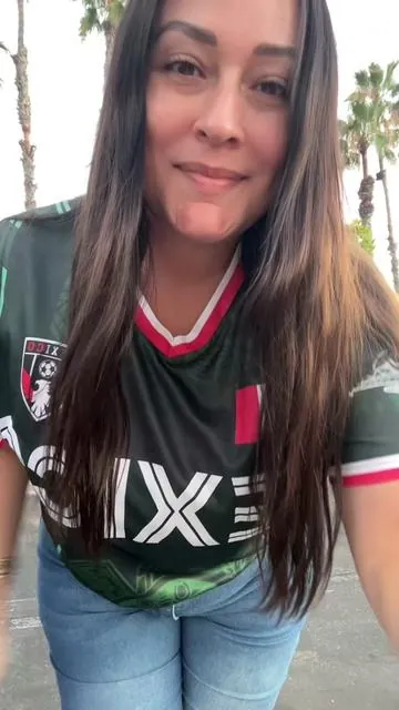 Stretchy and comfy!!! 10/10 recommend. Click that orange cart 👆 #Mexico #Fifa #soccer #MexicoJersey #TikTokShop 