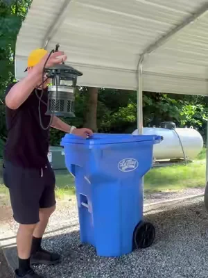 this new version is so much more convenient #bugtrap #dynatrap #bugzapper #mosquitohack #dealsforyoudays 