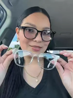 Lentes inteligentes con traducción, micrófonos y altavoces para que pueda escuchar música y contestar llamadas 😱🤯 #lentesinteligentes #traduccion #tecnologia #lentes 