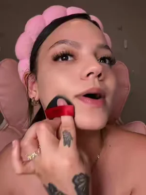 De las mejores bases cushion que eh probado 😧😍 @L’Oréal Paris #dealsforyoudays #lorealparispartner #kiikiimarie #tiktokshopcreatorpicks 