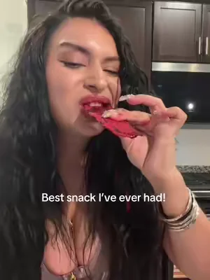 Grab you some carne seca you’ll thank me later!  @Sr.Michelado  #carneseca #pickles #carnesecafuego #tiktokshopmademebuyit #snack 