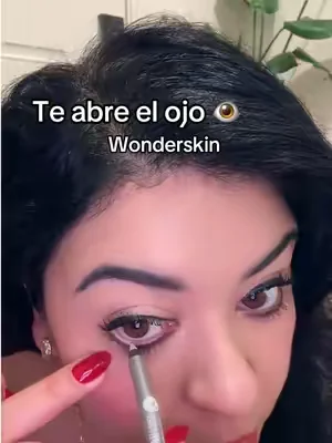El mejor delineador de ojos resistente al agua en todos los colores #Eyeliner #delineador #makeup @Wonderskin 