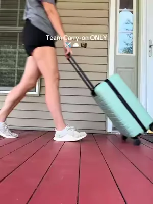 @Away Travel #carryonbag #carryononly #airplanemode #frequentflyer #suitcase 