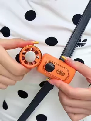 Clip y Cool-Touch Plate Ventilador de refrigeración de carga USB recargable, ventilador portátil portátil de 5 velocidades de 3000 mAh con clip portátil para paraguas/bolsas, con alimentación USB para camping de verano y viajes al aire libre #dealsforyoudays #summerwins #imprescindible #tendencia #fyp #util #esencial #gadgetviral #viral #parati #recomendado #comprarentiktok #tiendadetiktok #compraya #bonito #calidad 