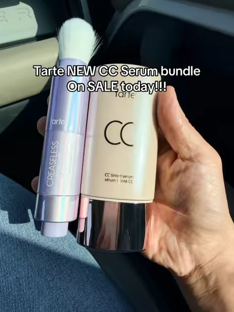 Looking for lightweight summer makeup with SPF? ☀️ This Tarte CC Color Correcting Tinted Serum paired with the Tarte Creaseless SPF 30 Mineral Setting Powder gives lightweight coverage, helps even the look of skin tone, and makes sunscreen reapplication throughout the day so much easier. Perfect for a fresh, natural makeup routine. #tarte #tartecosmetics #tarteccserum #spfpowder #mineralspf  