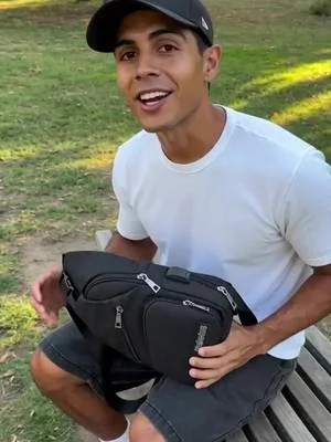 What's in my everyday carry? (It's lighter than you think#fpy #worklife #bag #tiktokshop 