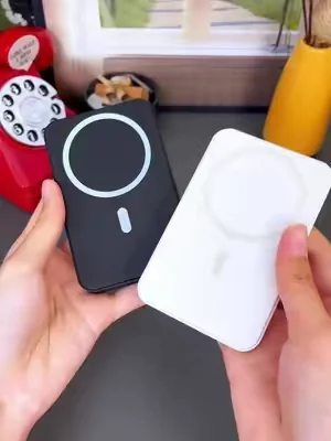 Carga 4 Dispositivos al Mismo Tiempo ⚡ #CargaRapida #MagneticCharger #TechLife #fathersdaygift #dealsforyoudays 