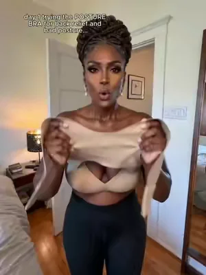 Fix your posture INSTANTLY. 🦊 #posture #backpain #pushupbra #DealsForYouDays #tian