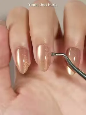 Please stop ripping off your press-on nails! 😭💅 When you're ready for a new set, peeling them off directly will damage your natural nails, make them weak, and honestly... it hurts. A good nail remover makes the process so much easier. Just a little patience now means healthier nails later✨💕 Using Beetles 20ml Glue Remover 🔥From June 17 – July 2, enjoy a discount of more than 60% off storewide🔥 #pressonnails  #TikTokShopDealsforYouDays #summeressentials #BeetlesSummerDrop #DealsForYouDays 