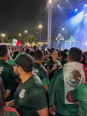This jersey looks expensive 🔥🇲🇽 #MexicoJersey #SoccerStyle #MexicanPride #TikTokShop #fyp 