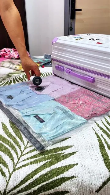 Now it's on sale with a 60% discount. #spacesaver#packwithme#vacuumstoragebags #dealsforyoudays#summerwins 
