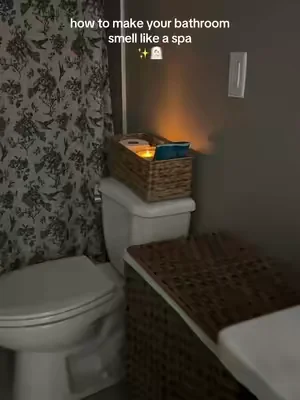 A bathroom must have to help it smell fresh & no worries about lighting candles, refilling diffusers, or icky plug ins! #bathroomdecor #guestbathroom #cozybathroom 