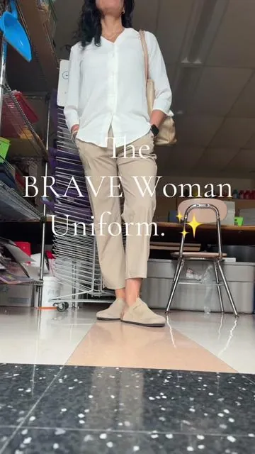 Easy is BRAVE. These are the pants I reach for when I want to be comfortable, look put together, and get on with my day. No ironing, lightweight, SPF 50, pockets, and comfortable enough for everything from work to dinner. A BRAVE woman chooses pieces that make life easier—not harder. ☀️ #SummerVibes  #BRAVECloset #EasyIsBrave #WomenOver40Style #SummerStyle