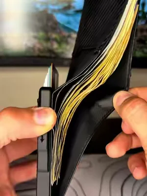 This is the perfect wallet and it’s on sale!! #wallet #slimwallet #rfidwallet #dealsforyoudays  #creatorsearchinsights 
