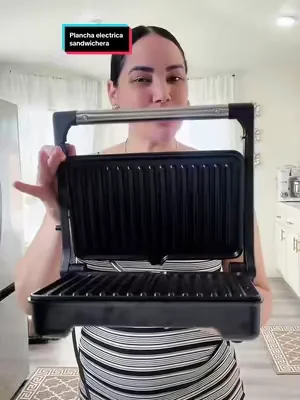 Prensa para panini y sándwiches YASHE (1200 W), con placas de aluminio fundido y revestimiento antiadherente, capacidad para 2 rebanadas de pan, apertura de 180 grados, fácil de limpiar y versátil.#tiktokshopcreatorpicks #dealsforyoudays #parrillaelectrica #planchaelectrica #cocina 