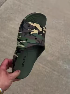 #crocssandals #fashion #coolcrocs 