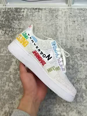 Clean.Classic.Worldwide.🌍#nike #airforce1 #flykicks #shoetok #menshoes 
