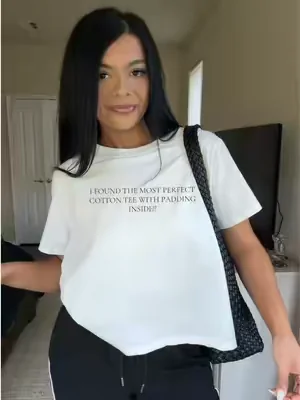 SIZE: L.  The most perfect cotton tee with built in padding!! So happy I don’t have to find something to put underneath this when the padding is already included! Such a good easy basic for any outfit!! Basics make a wardrobe and I’m happy I found the one! Built In Padding T-shirt. Basic White T-shirt. Cotton Tshirts. #tshirt #cottontee #cottontshirt #basics #whitetee 