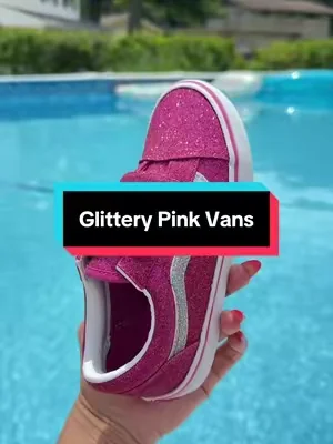 Every little girl needs these ✨💗 @vans  #vans #littlegirlshoes #tiktokshopcreatorpicks #sneakers #dealsforyoudays 