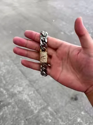 Silver letter cuban bracelet #dealsforyoudays #cuban #tiktokmademebuyit #bracelet #hiphop 