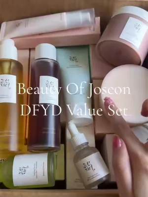 congratz to those who waited bc this is WAYY more affordable than getting them individually 😫 beauty of joseon mega starter set beginner korean skincare tiktok shop #tiktokshopcreatorpicks #tiktokshopsummerturnup #DealsForYouDay #tiktokshopdealsforyou #beautyofjoseon beauty of joseon best starter kit hydrating brightening glass skin korean skincare buy with coupon maehni @Beauty of Joseon US 