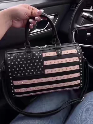 The product is in the cart, my dear friends. #womenbags #handbags #bags #womenbag #bag 