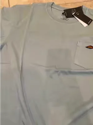 #quiksilver #tshirt #dealsforyoudays #menstshirt #cottontshirt