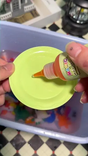 🐠 They made fish. 🐢 Then turtles. 🦀 Then crabs. And suddenly 2 hours disappeared. 😂#dealsforyoudays #magicwaterelf #tiktokshop #timetome #momtok
