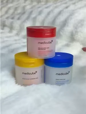 also FREE GIFT while supplies last during their DFYD sale 🤍 medicube mix match toner pads set large pores dark spots tiktok shop #tiktokshopcreatorpicks #tiktokshopsummerturnup #DealsForYouDay #tiktokshopdealsforyou #medicube medicube tiktok viral toner pads pore care brightening clear glass skin buy with coupon maehni @medicube global @medicube US Store 