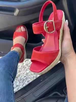 The product is in the cart, my dear friends. #sandals #womensandals #sandal #sandalseason #sandalsforwomen 