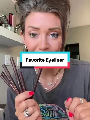 Replying to @Randa Best eyeliner if you want creamy, waterproof and smudgeproof! @Persona Cosmetics just dropped two new beautiful shades. #Eyeliner #personaeyeliner #waterproofeyeliner #easymakeup 