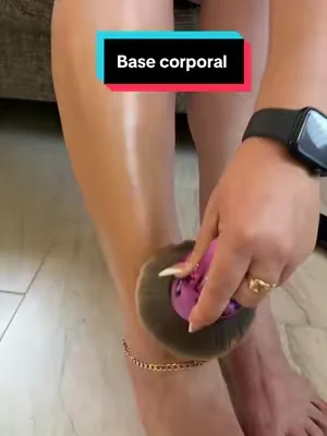 Preciosa se ve mi piel con esta base corporal #creatorsearchinsights #DealsForYouDays #tiktokshopcreatorpicks #tiktokshopstockup #makeup 